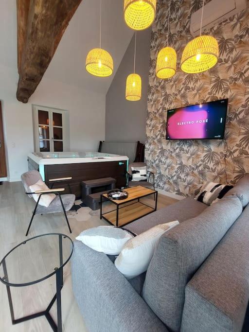 L'Incontournable - Loiret Spa Ladon Exteriör bild